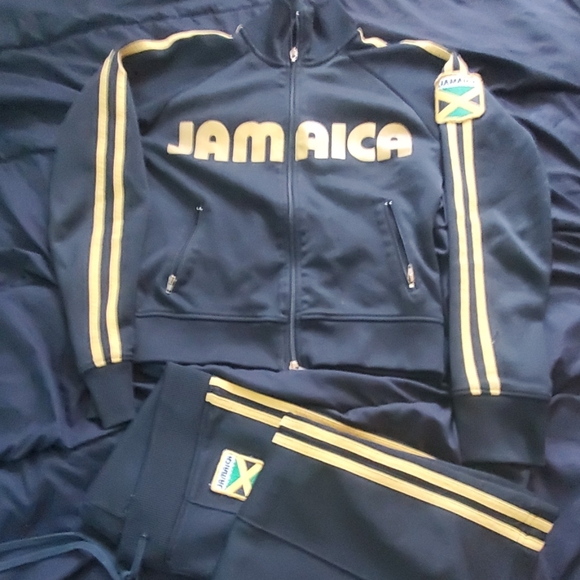 Tracksuit Comfortable & beautiful - Picture 4 of 6